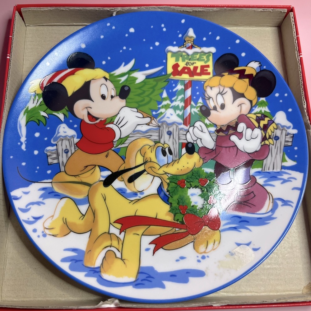 3/20 $ Vintage Mickey Mouse collector plate